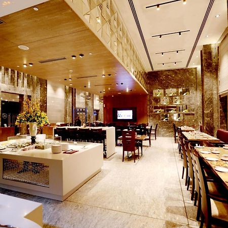 Hotel Madin Varanasi Luaran gambar
