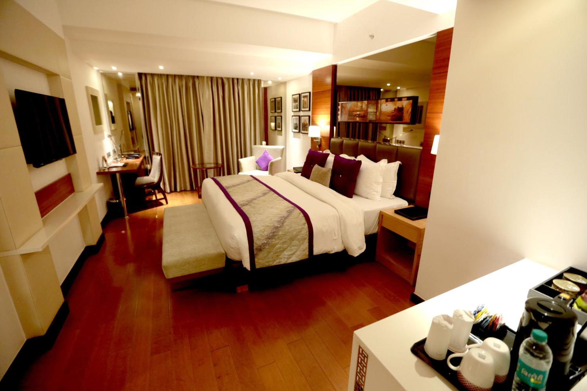 Hotel Madin Varanasi Luaran gambar